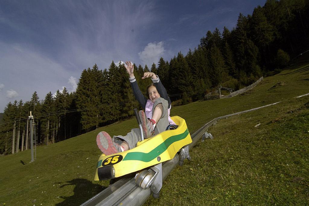 Hotel Hoferwirt Neustift im Stubaital Exterior foto